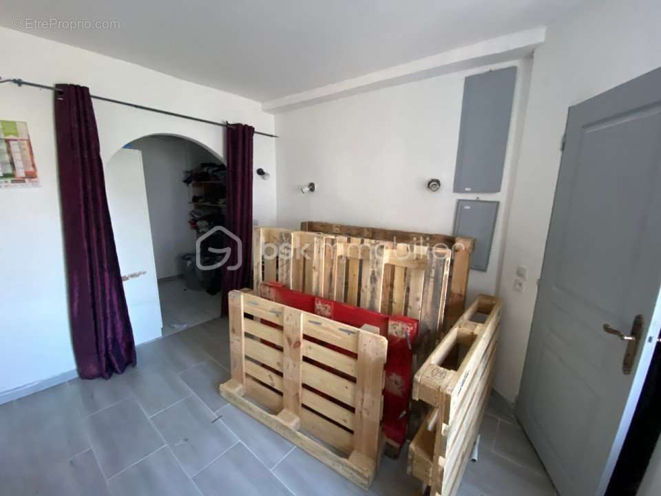 Maison à SAINT-MARTIN-DES-CHAMPS