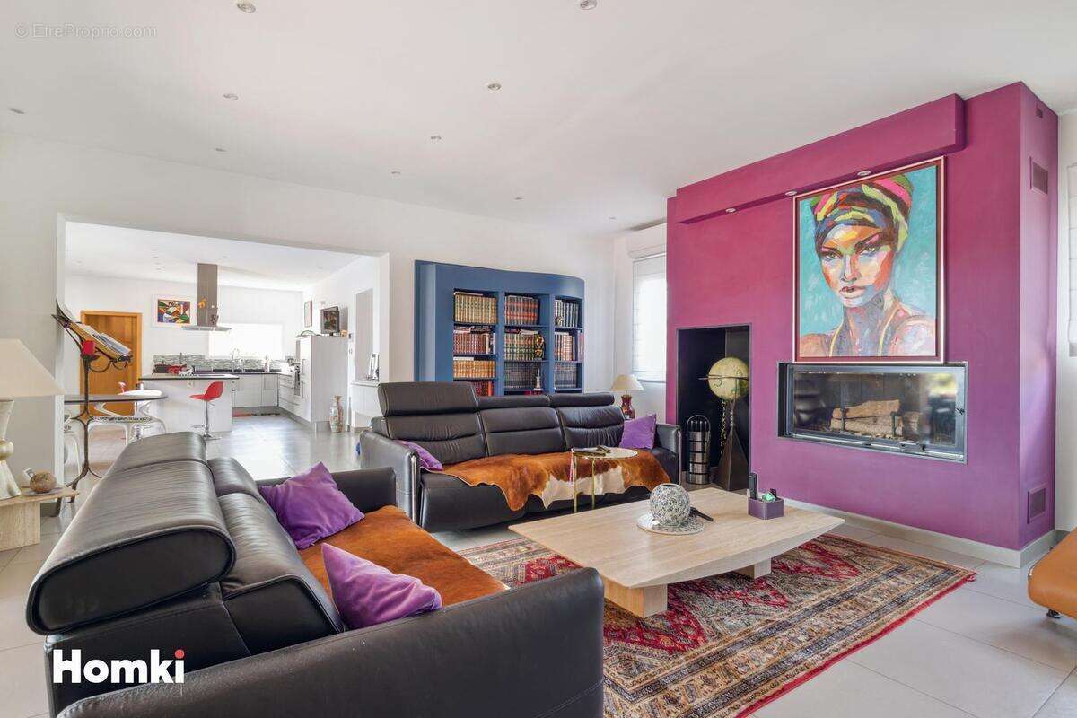 Maison à LE CANNET-DES-MAURES