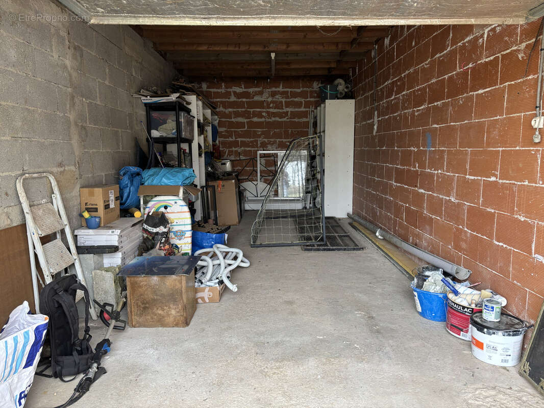 Maison à MIRANDOL-BOURGNOUNAC