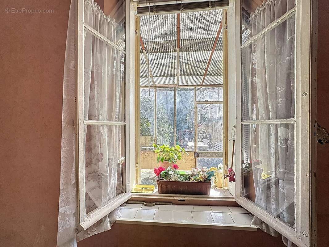 Appartement à MARSEILLE-9E