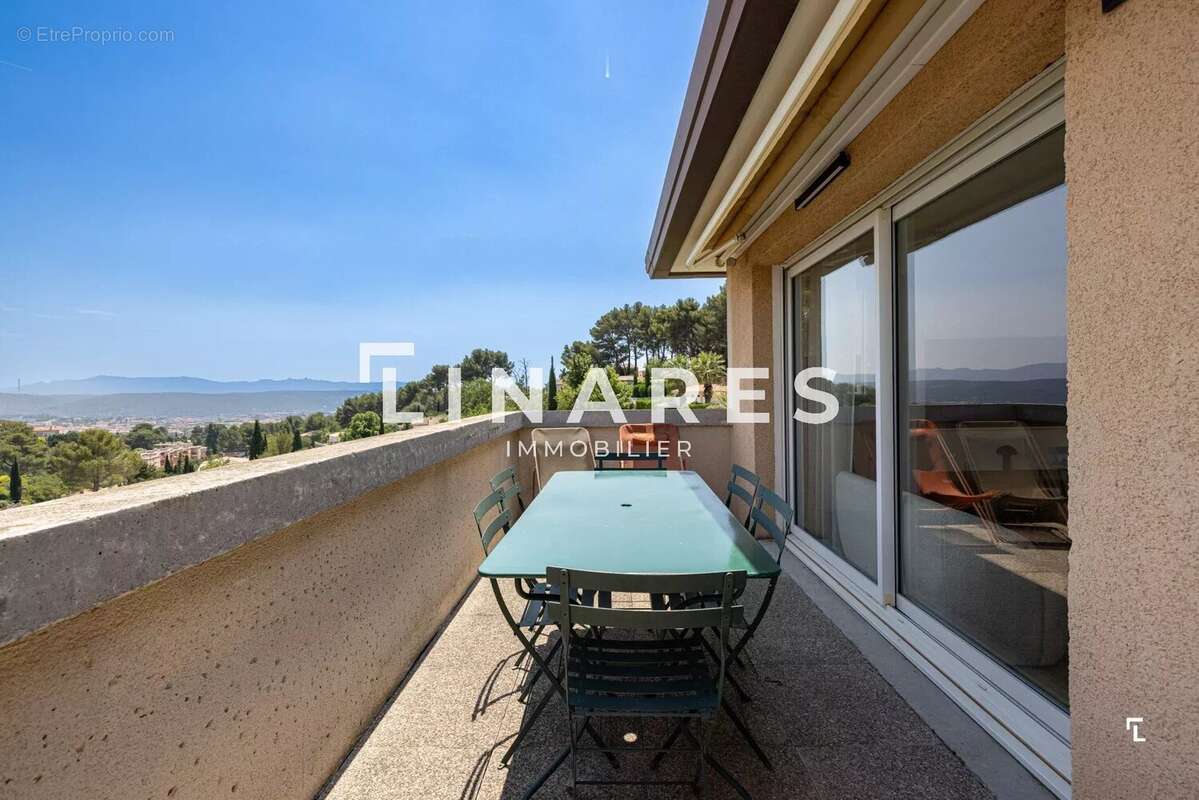 Appartement à AIX-EN-PROVENCE
