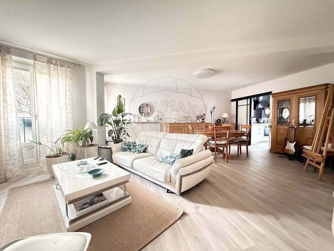 Appartement à SAINT-ANDRE-LES-VERGERS