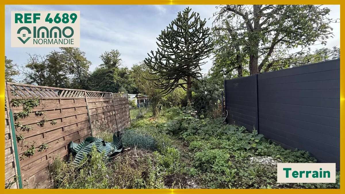 Maison de village en briques - 57m2/310m2 - Garage - photo 12