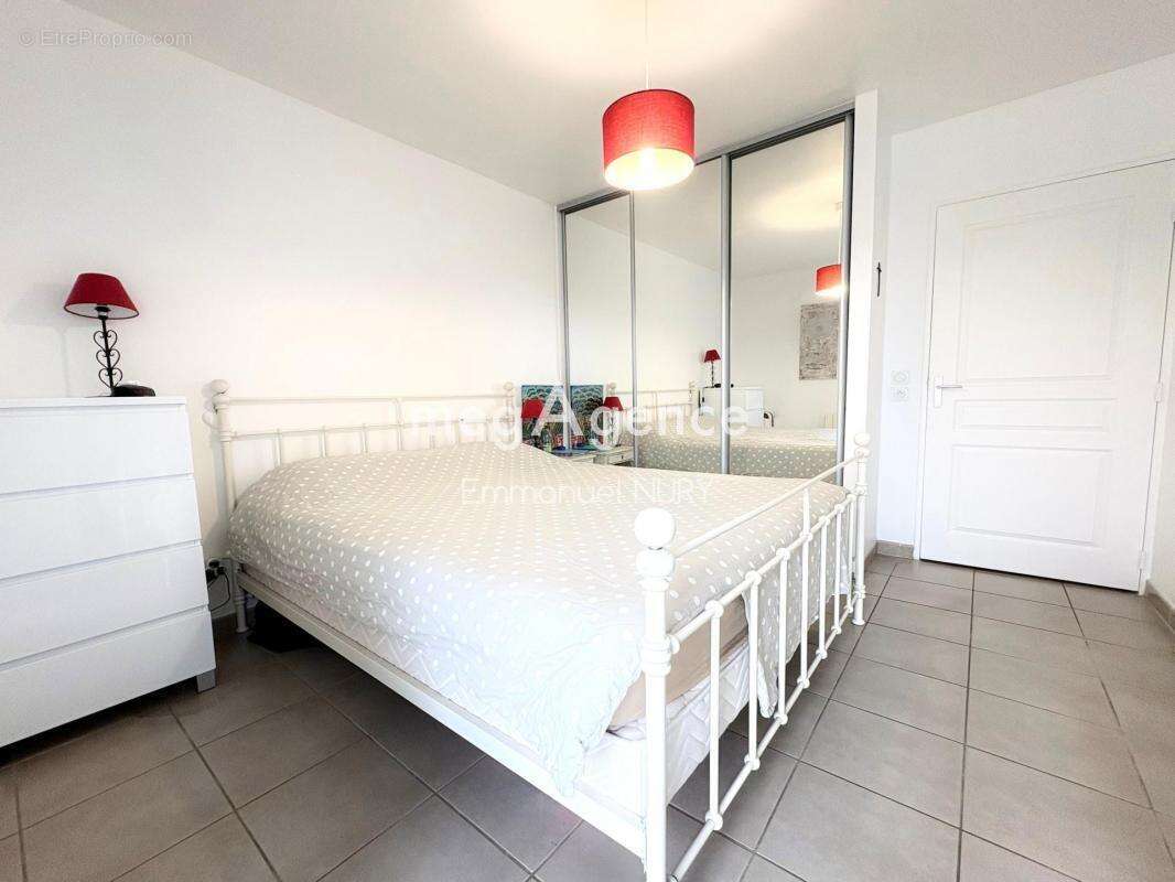 Appartement à CRAPONNE