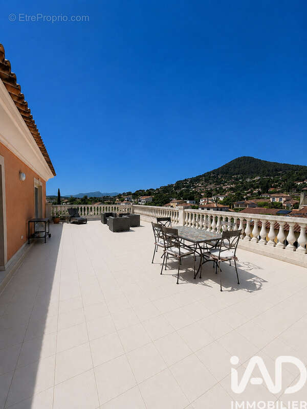 Photo 3 - Appartement à CARQUEIRANNE
