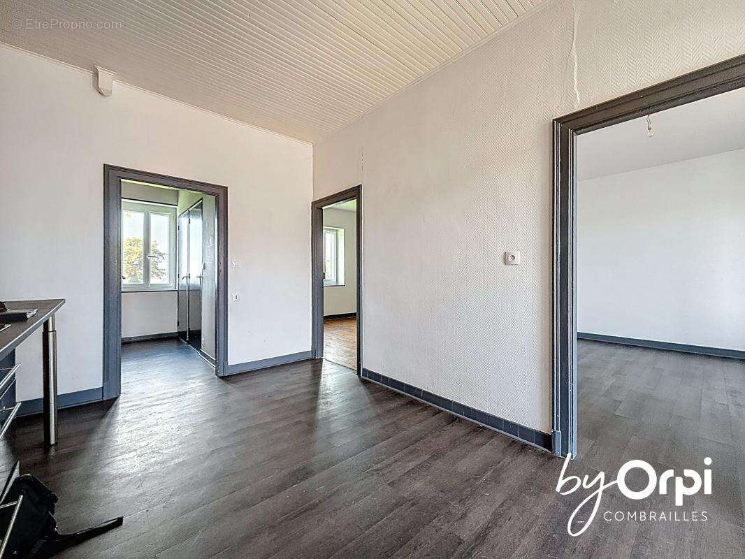 Maison à ARS-LES-FAVETS