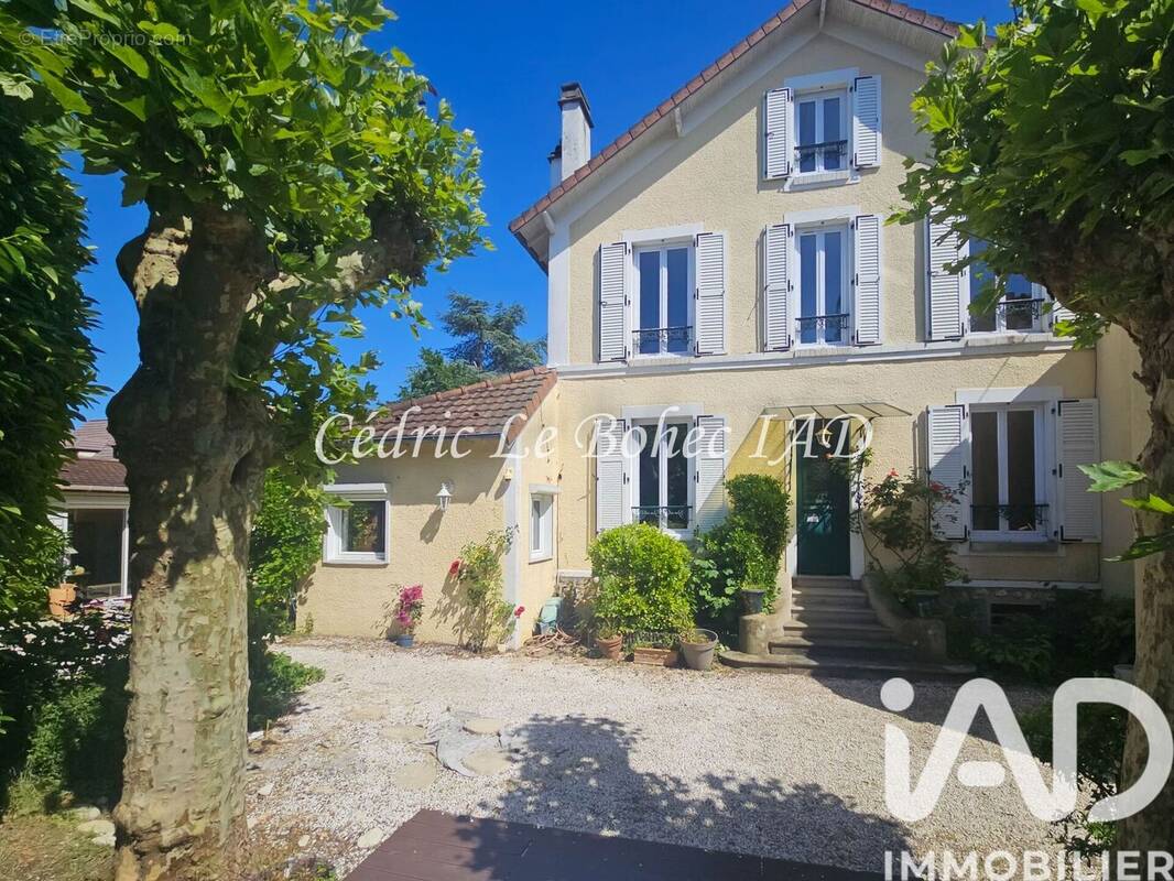 Photo 1 - Maison à BEAUCHAMP