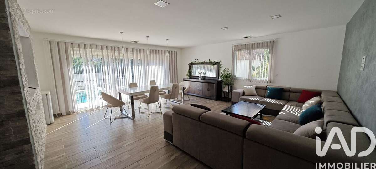 Photo 8 - Maison à NIMES