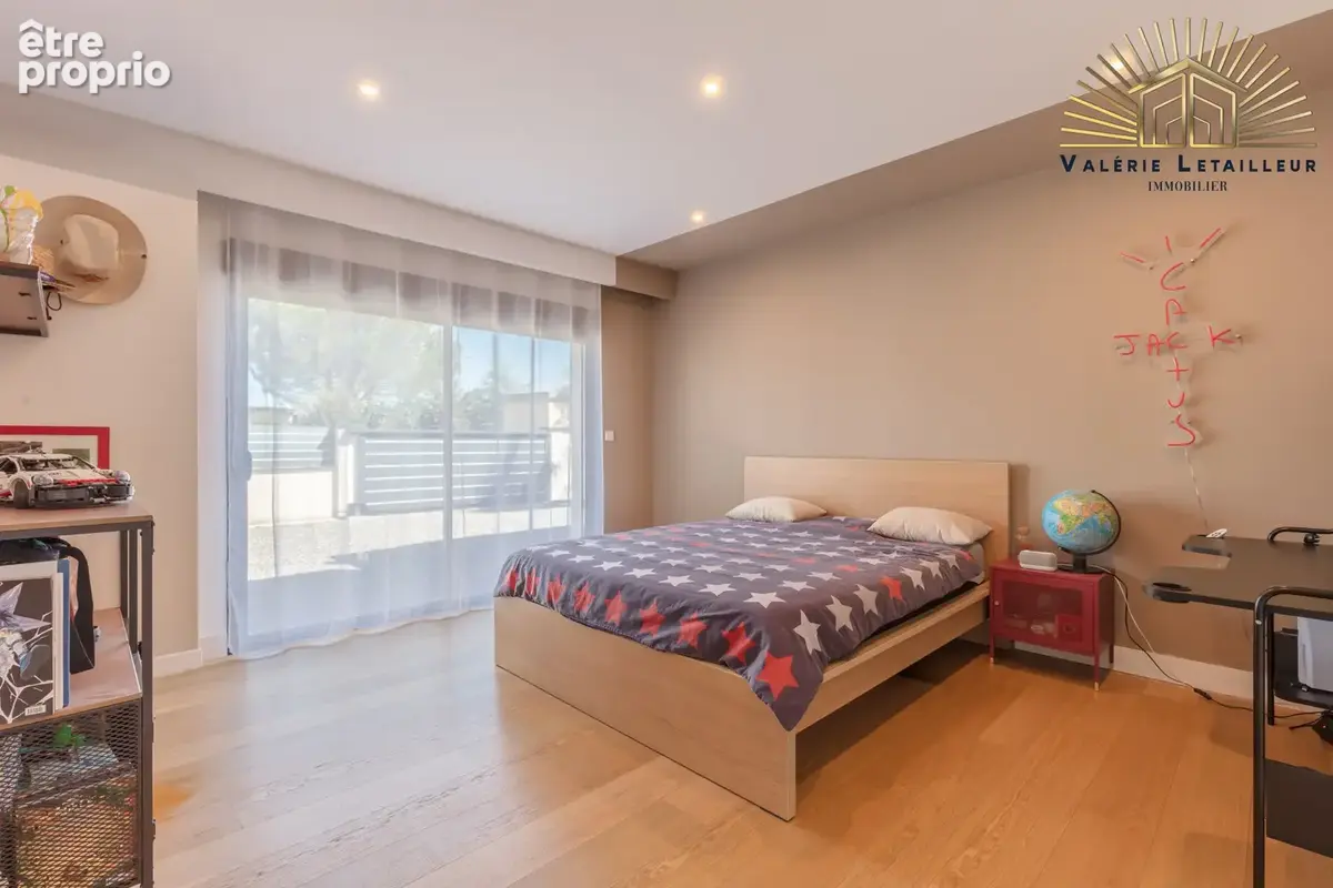 Villa contemporaine 4 chambres avec piscine : le confort du tout à pied - photo 10
