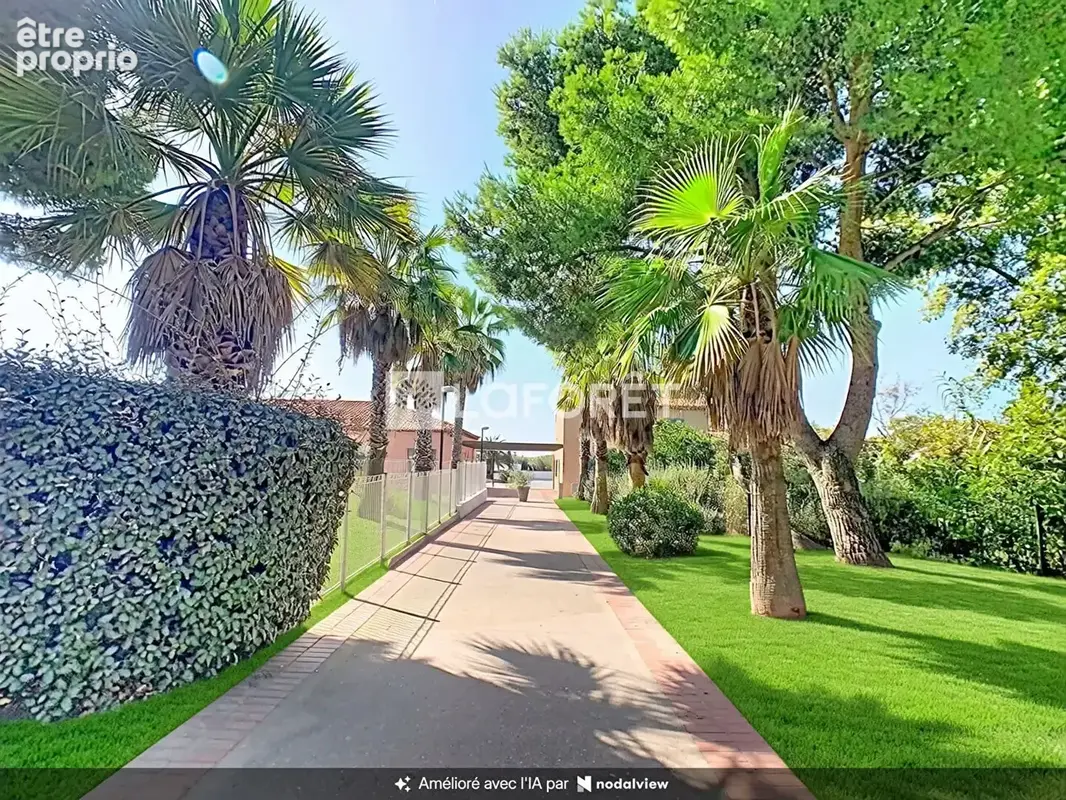 Carro t3 avec terrasse, jardin privatif et parking - photo 8