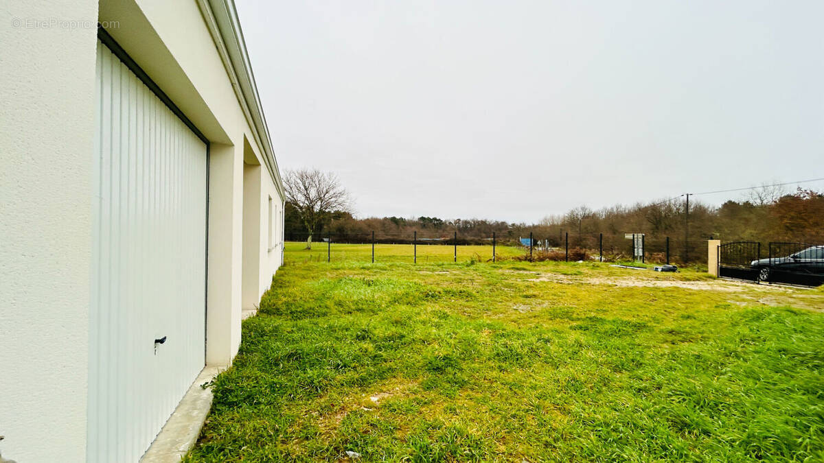 Maison à SAINT-ANDRE-DE-CUBZAC