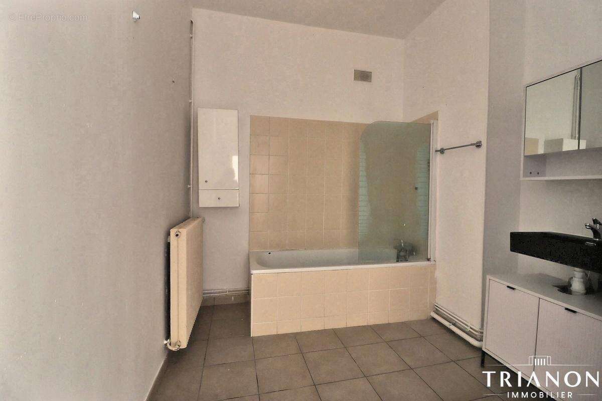 Appartement à VERSAILLES