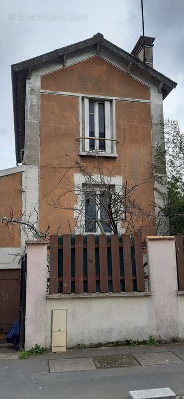 Maison à PIERREFITTE-SUR-SEINE
