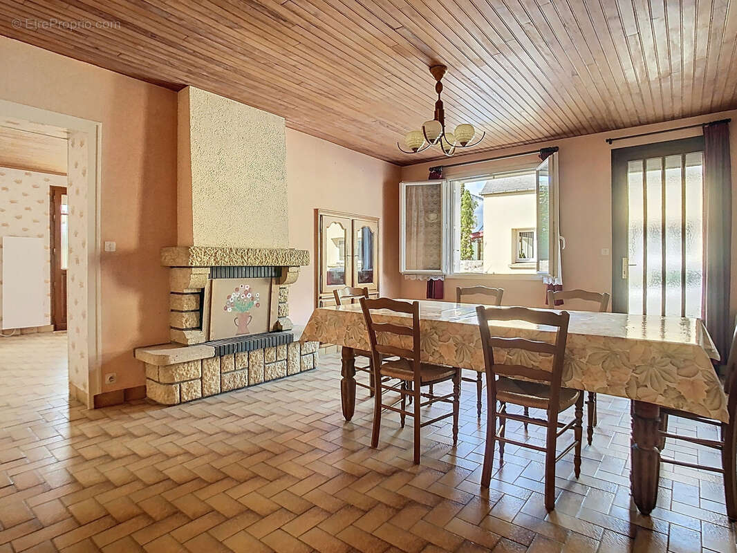 Maison à LA HAYE-DU-PUITS