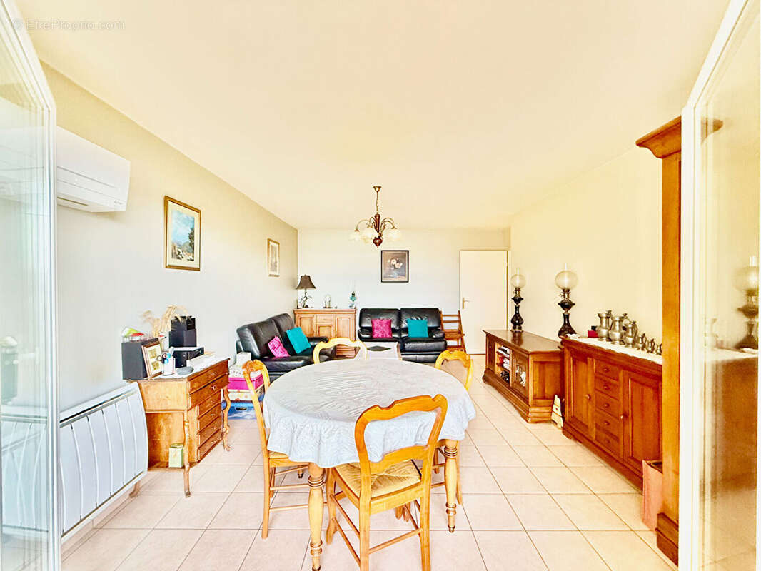 Appartement à CHOISY-LE-ROI