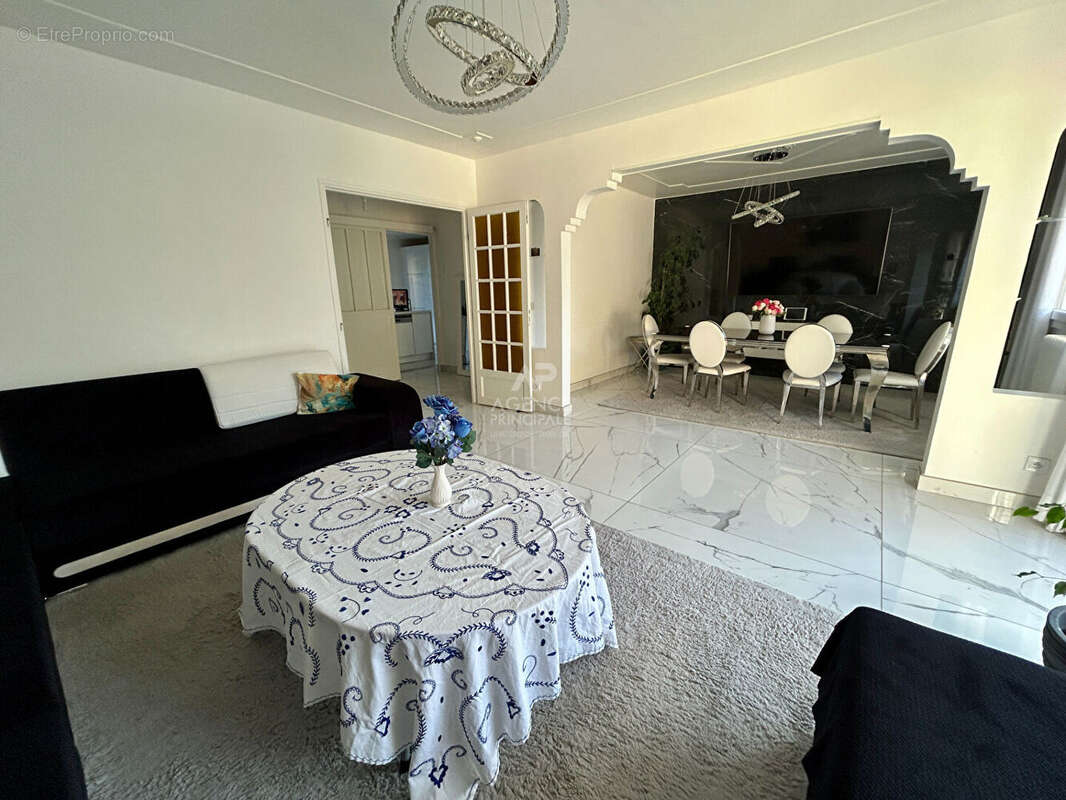 Maison à CARRIERES-SOUS-POISSY