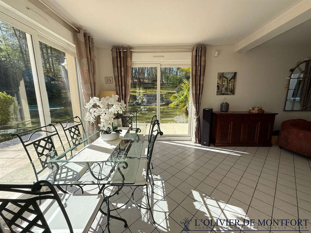 Maison à MONTFORT-L'AMAURY