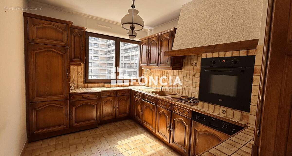 Appartement à SAINT-ETIENNE