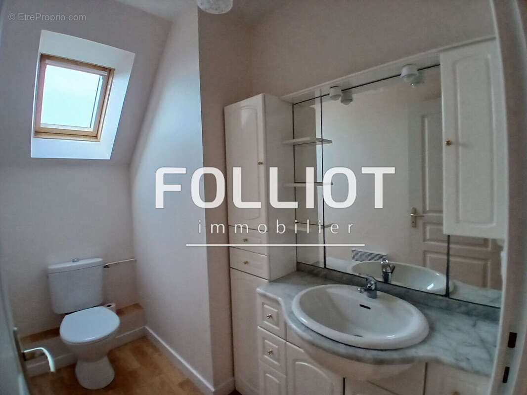 Maison à SAINT-GERMAIN-SUR-AY