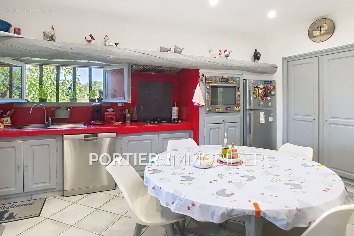 Appartement 105 m² à Biot  - photo 2