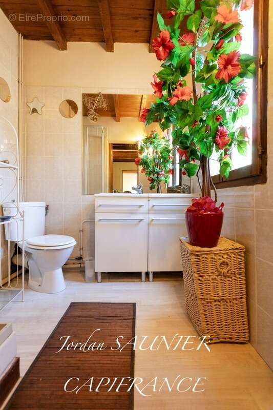 Maison à SAINT-JULIA