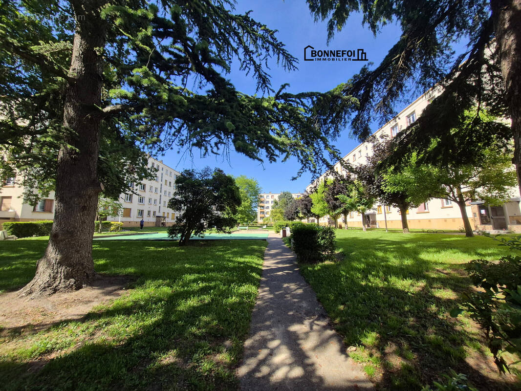 Appartement à CHAMPIGNY-SUR-MARNE
