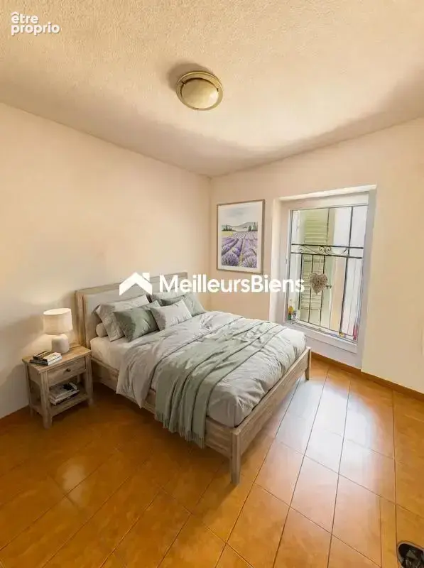 Appartement 2 pièces 38 m² dernier étage à Fréjus 83600 - photo 2