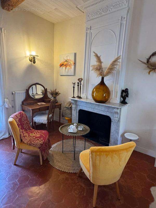 Maison à BESSAN
