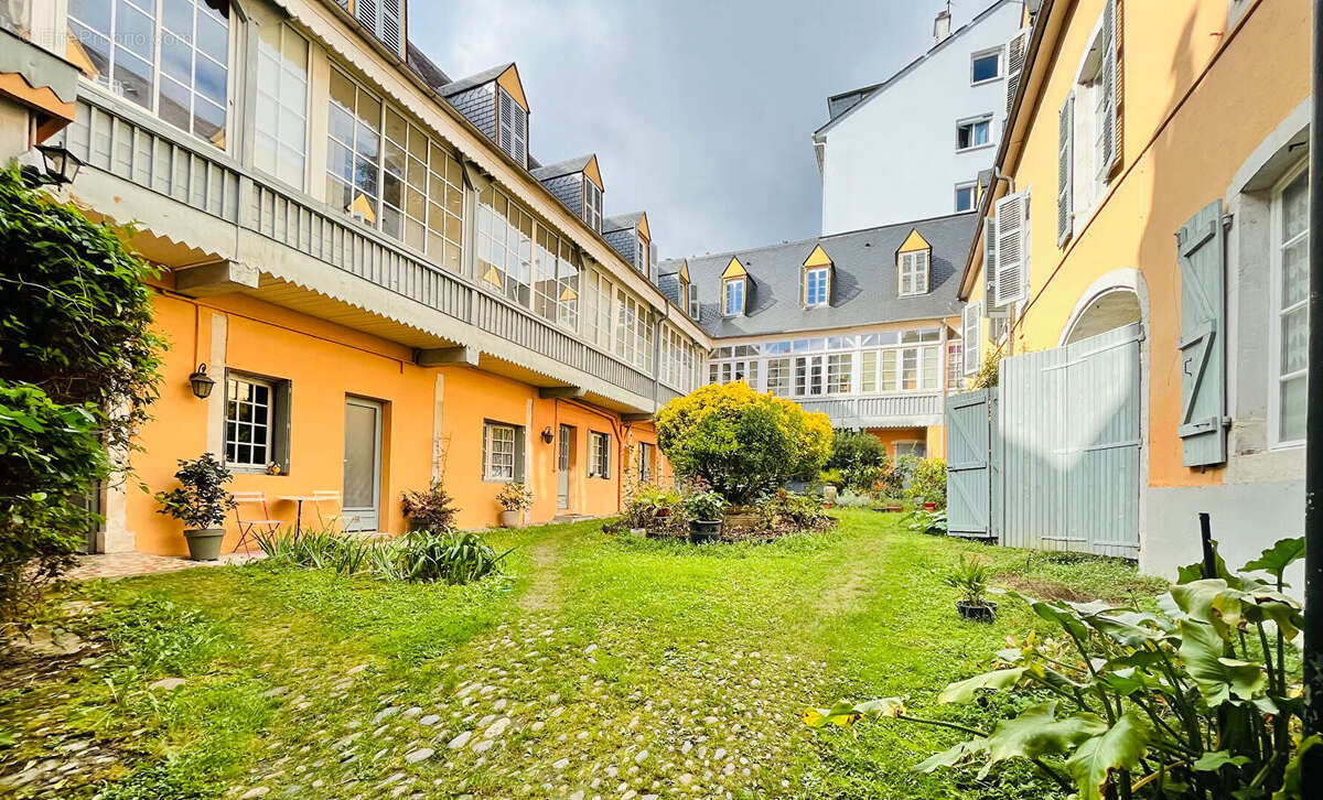 Appartement à PAU