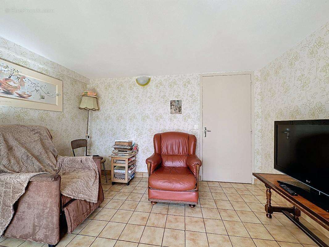 Maison à LA CHAPELLE-LAUNAY