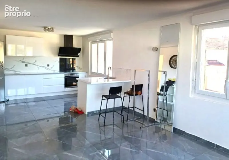 Appartement à FEYZIN