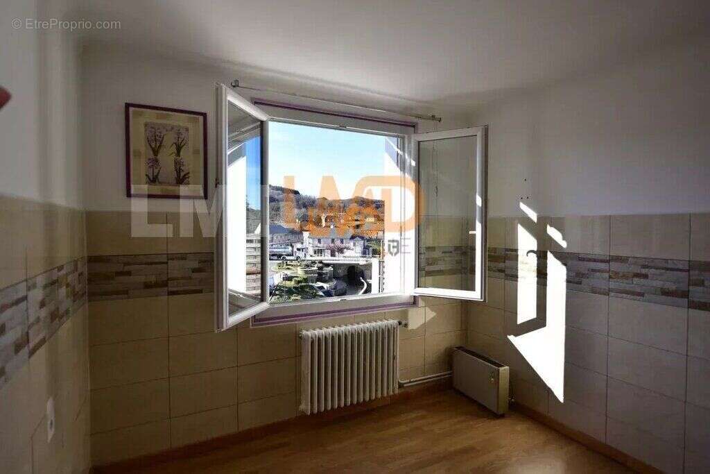 Vente- Local- Chambre d'hôte - photo 10