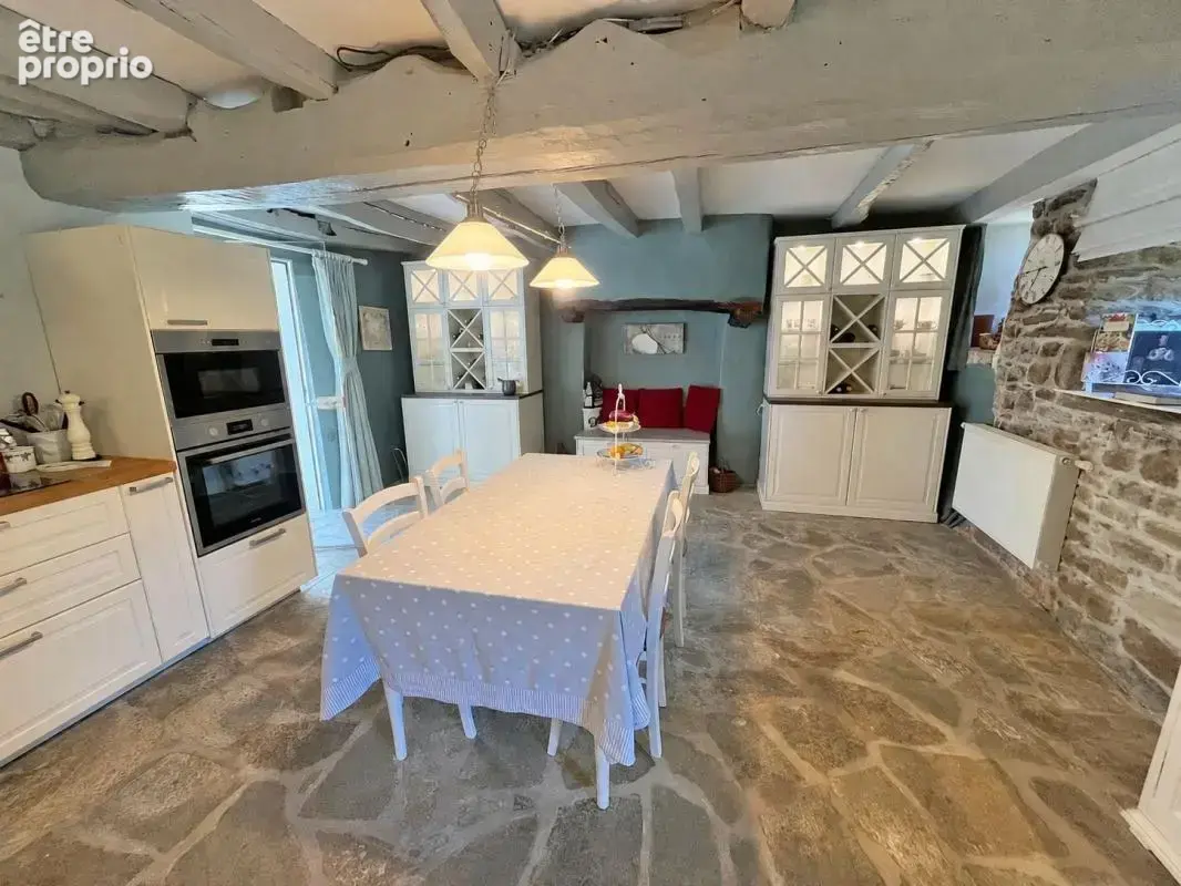 Un charme fou au cœur de Plouezoc’h ! Ensemble immobilier : maison principale, studio et dépendance - photo 8