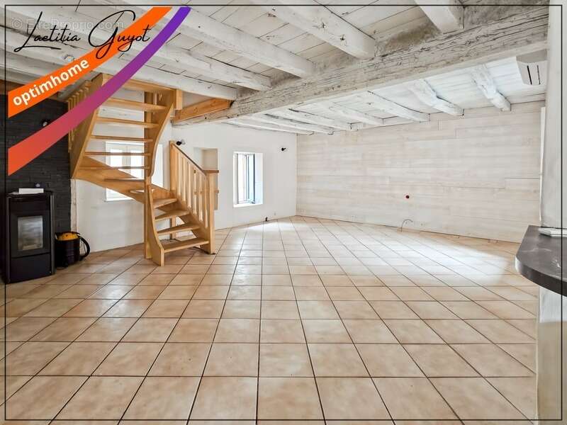 Appartement à SOUVIGNY