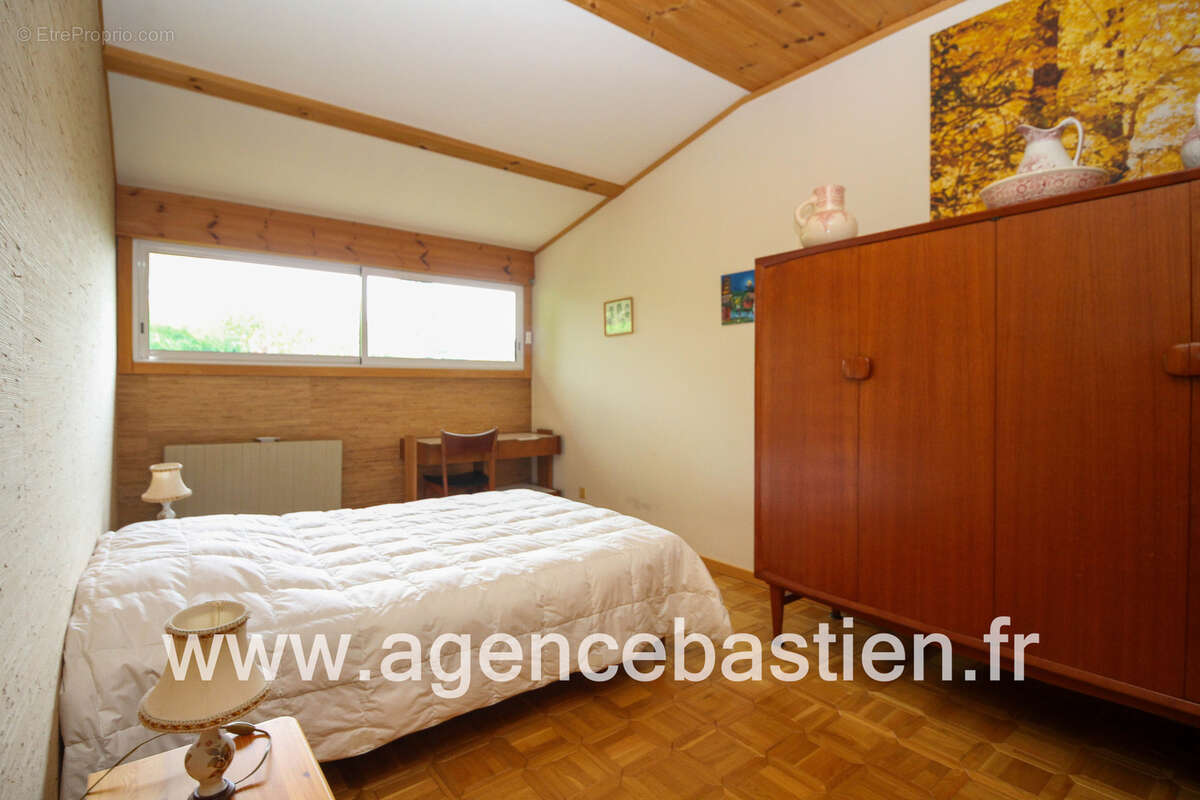 Maison à DIVONNE-LES-BAINS