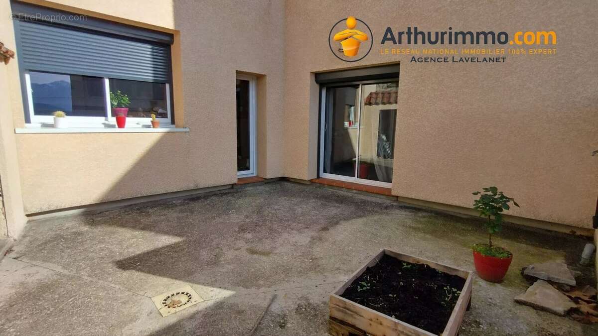 Maison à LAROQUE-D'OLMES