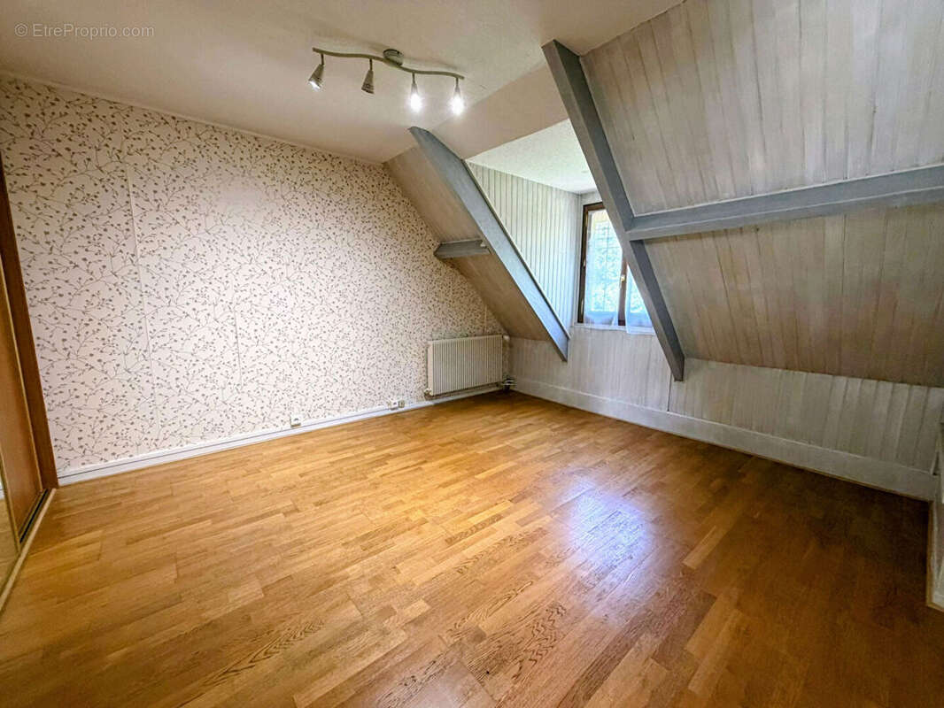 Maison à GRISY-LES-PLATRES