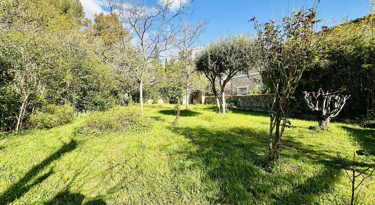 Maison à SAINT-JEAN-DE-VEDAS