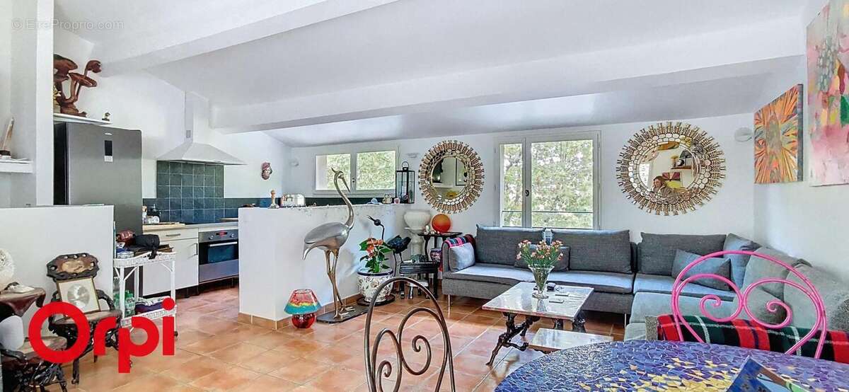 Maison à LA CADIERE-D&#039;AZUR