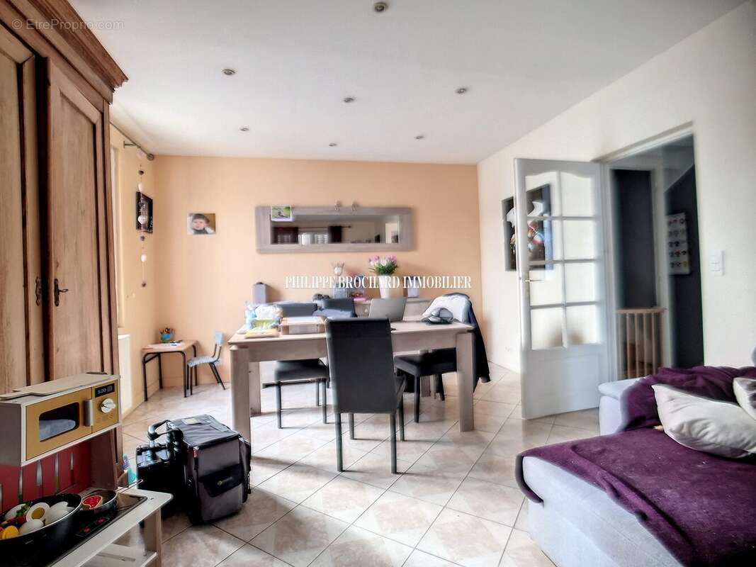 Maison à LE BLANC-MESNIL