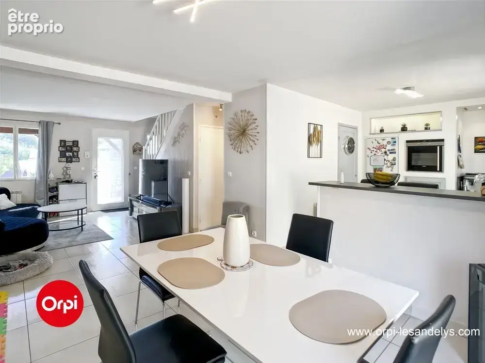 Maison avec sous sol - Centre Ville Les Andelys - 3 chambres -proche commerces 85 m² - photo 4