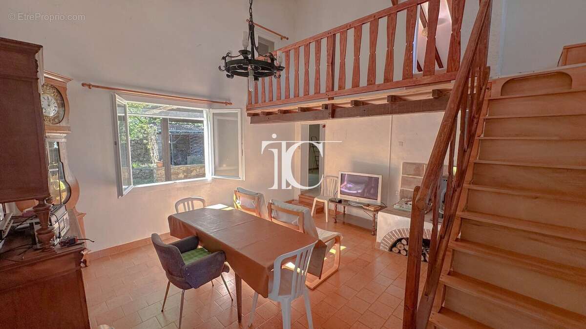 Maison à SAINT-AMBROIX