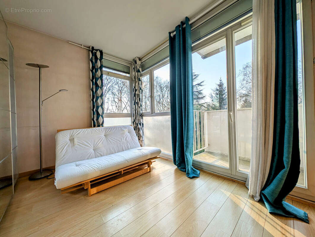 Appartement à MAISONS-LAFFITTE