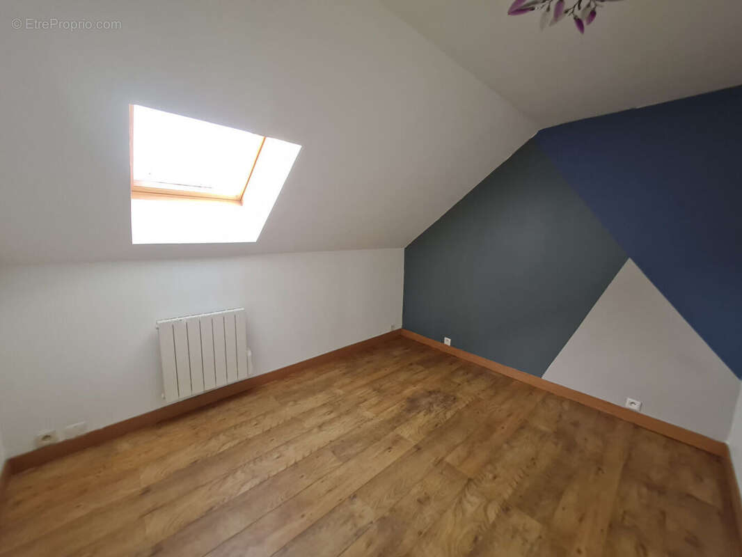 Proche MAINTENON  Maison de style bourgeoise de 83 m² avec jardin. - photo 8