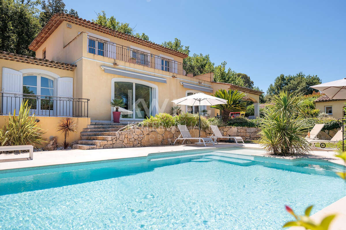 Maison 204 m² à Valbonne  - photo 3