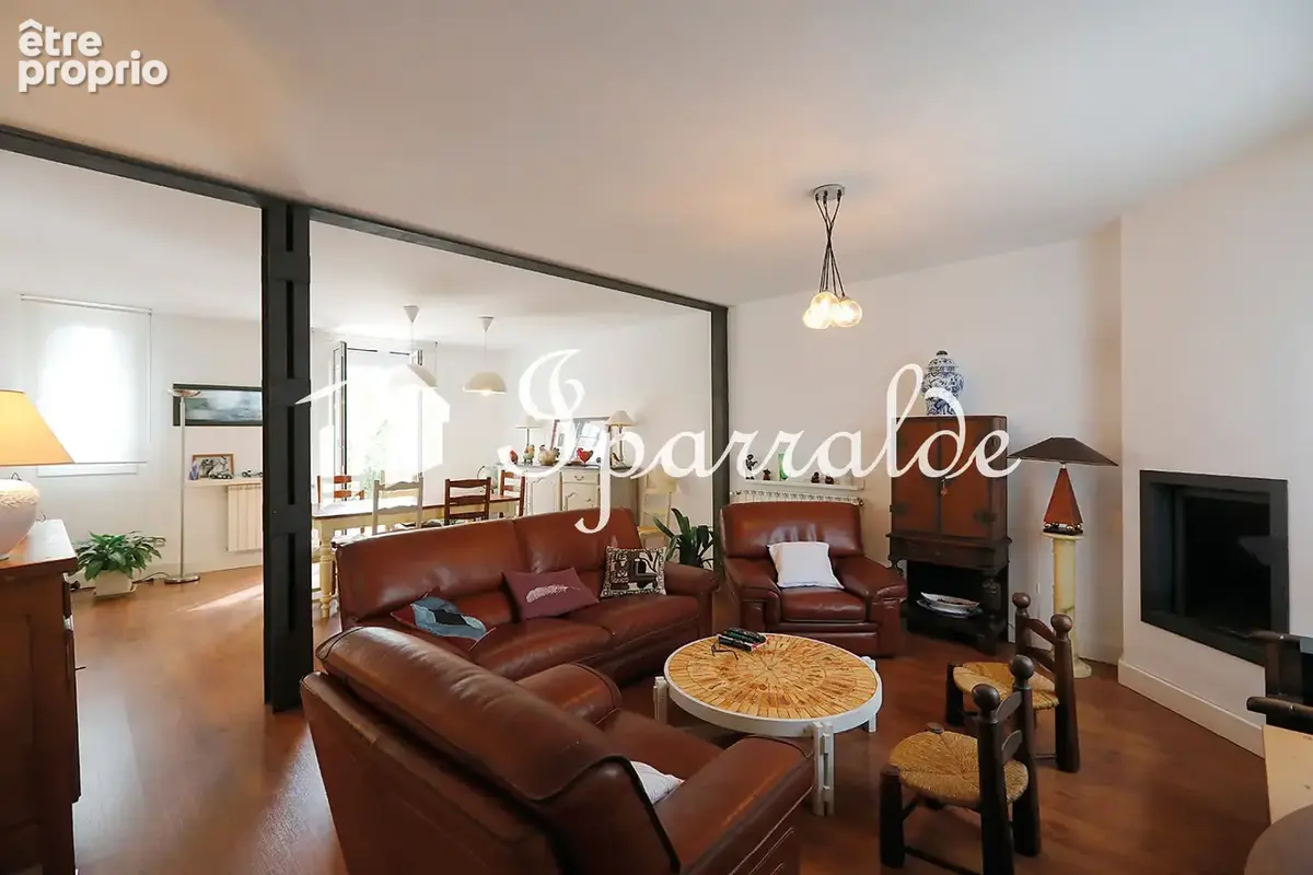Superbe Maison de type T5 CENTRE VILLE tout à pied à HENDAYE 64700 - photo 6