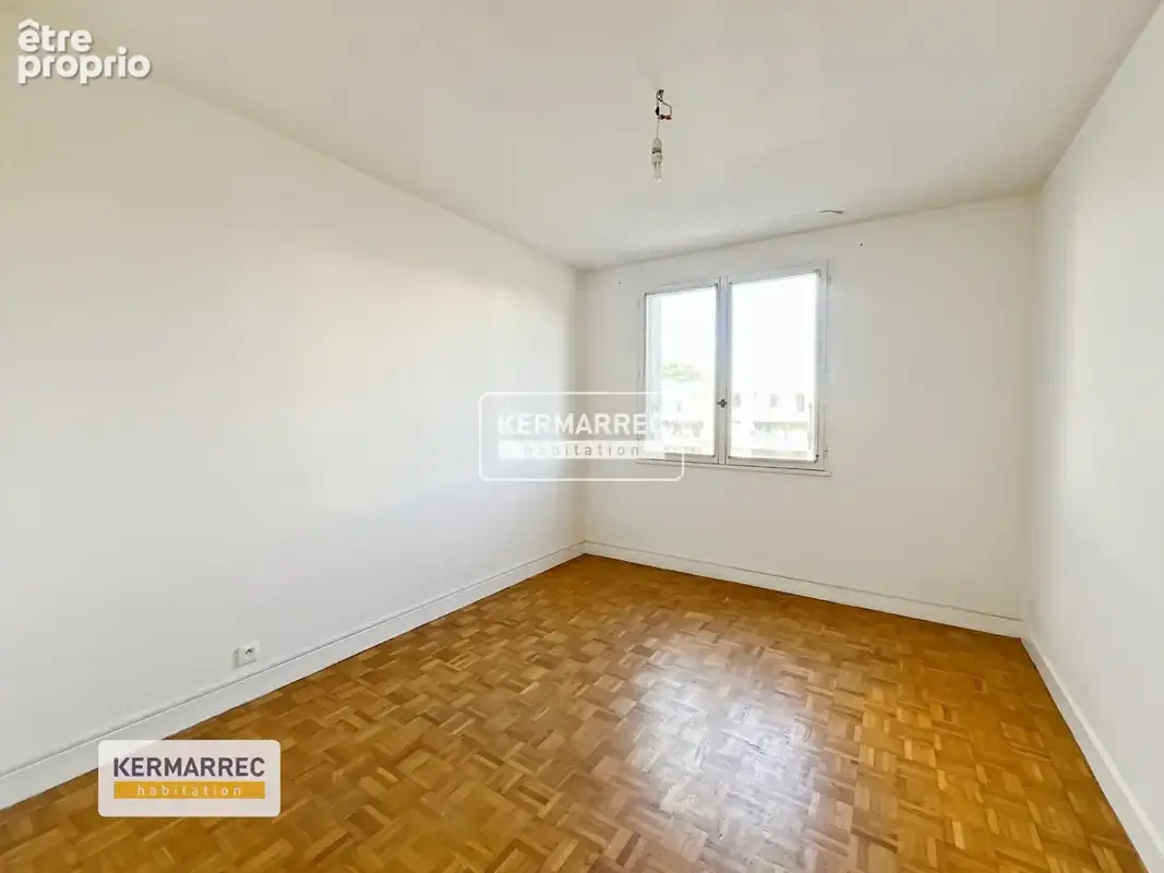Appartement T3 - Jean Mermoz - Balcon, garage et espaces verts - photo 10