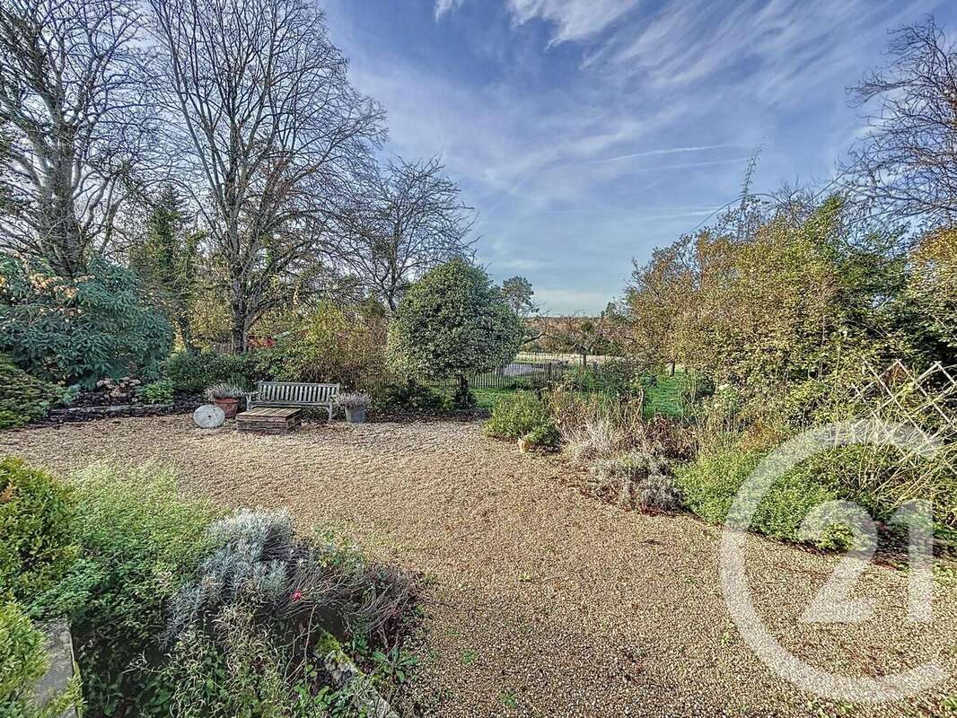 Maison à LAVAL-EN-BRIE