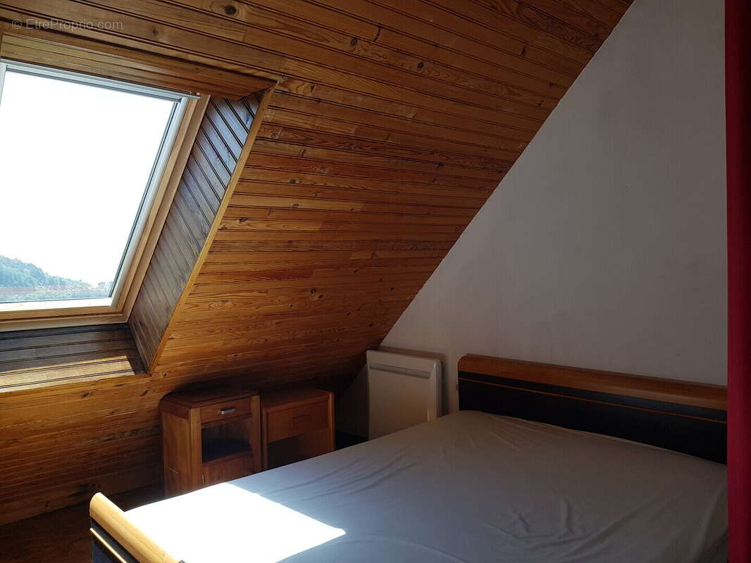 Appartement à CHASTREIX