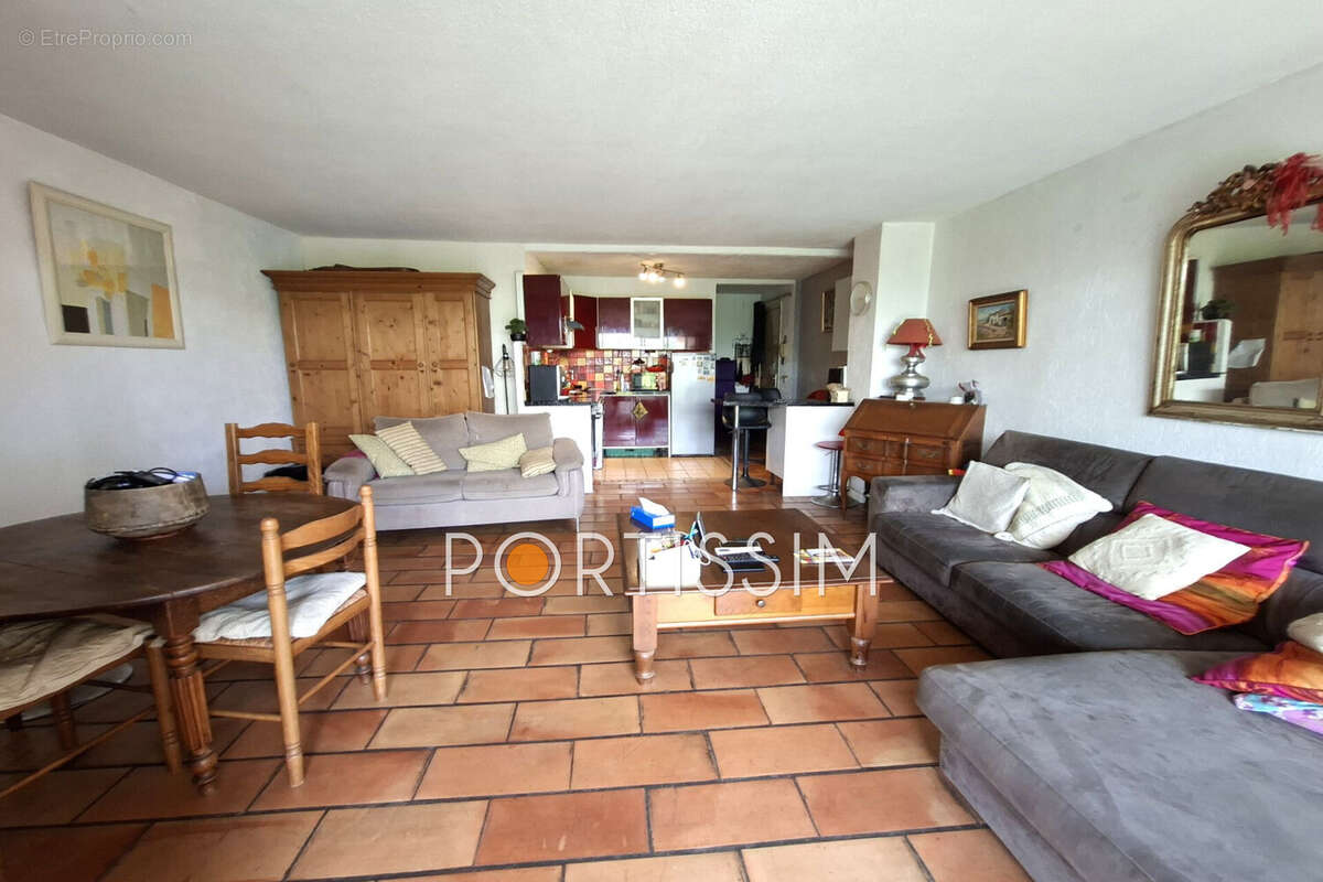 Appartement 60 m² à Cagnes-Sur-Mer  - photo 4